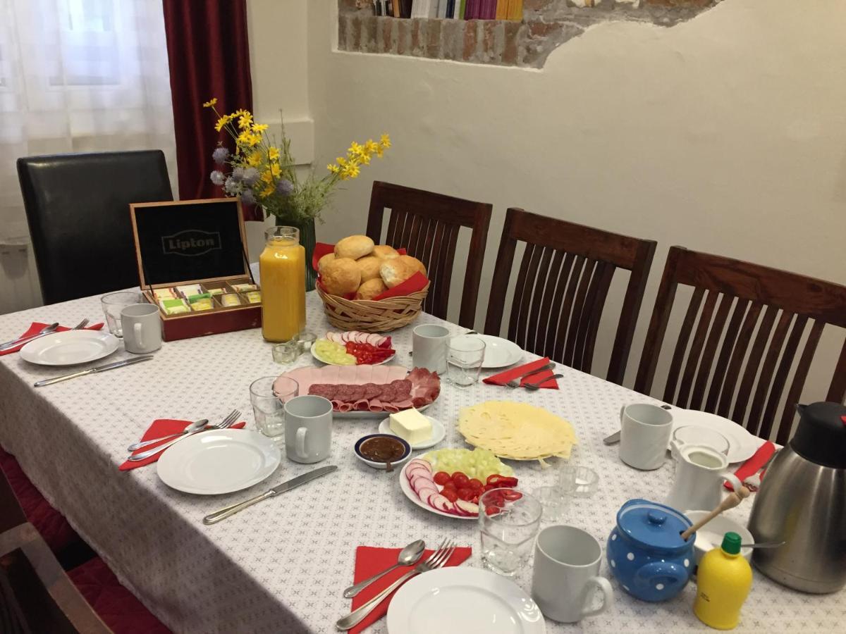 Kikerics vendégház Villány Esterno foto