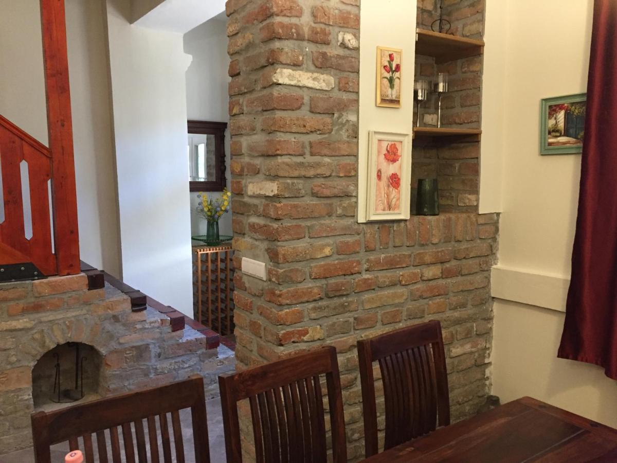 Kikerics vendégház Villány Esterno foto